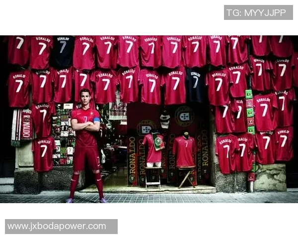 最强足球明星同框合影高清大赏尽显球场风采与荣耀 最强足球明星同框合影高清大赏尽显球场风采与荣耀