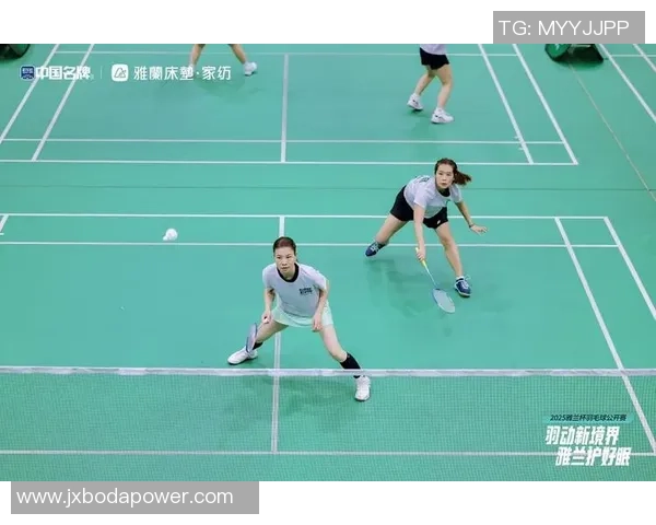 深圳羽毛球队大满贯赛表现评析团队配合与默契的完美结合